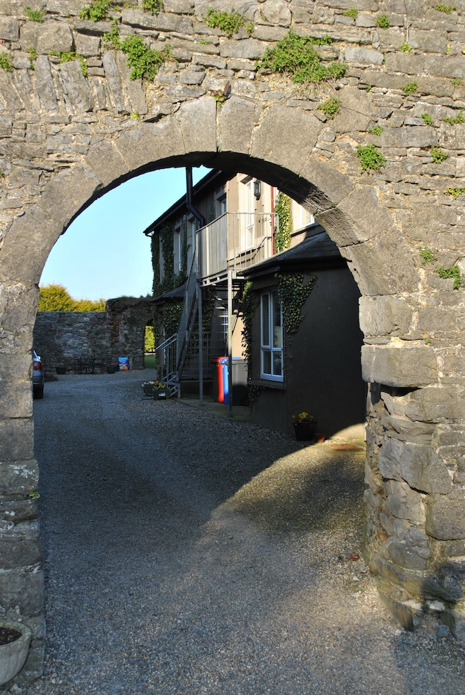 Killiane Castle Country House & Farm