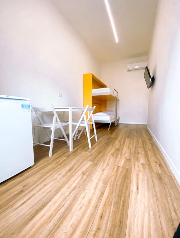 Lexie Suites Guesthouse photo 2