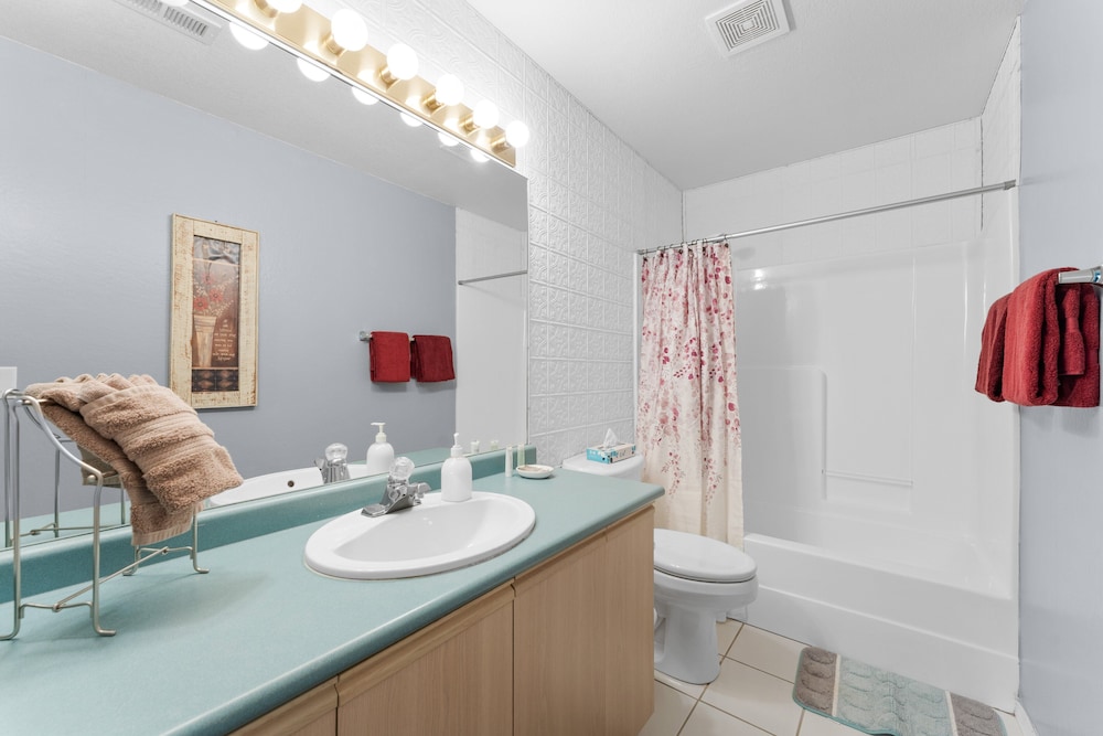 Clearwater - 2 Br Condo