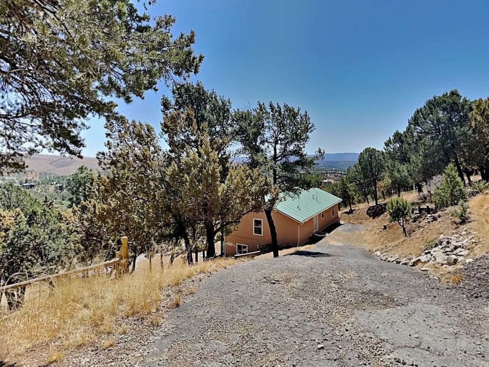 East Mountain View by Ruidoso Vacation Rentals