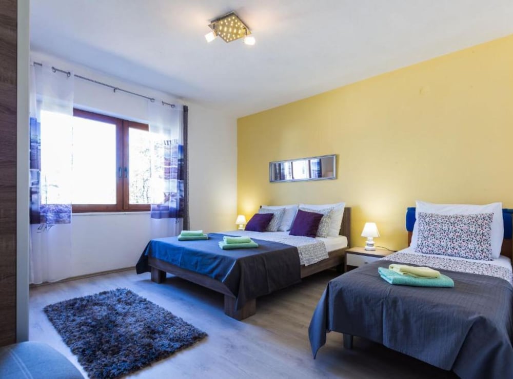 Charming Zadar Apartment Near Old Town With Convenient Access to Beaches