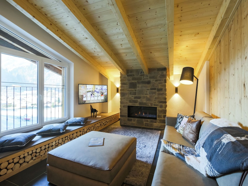 Stately Apartment on a Hotel in Kaprun With Sauna & Hot Tub view 5