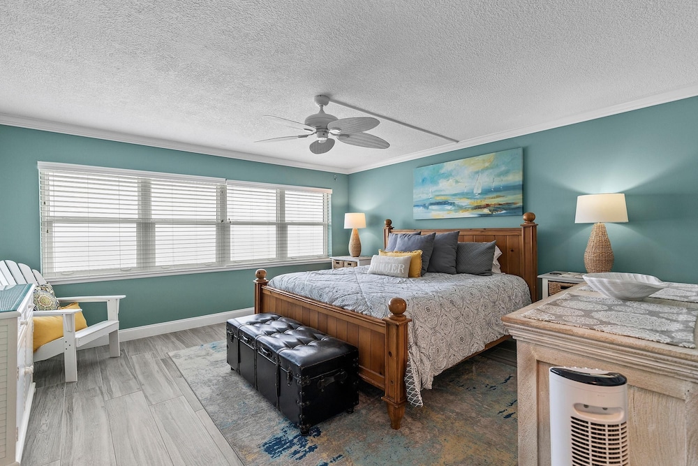 Southwind 905