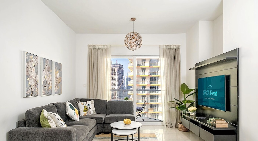 Charming 1 BR in AG Tower - Canal Views