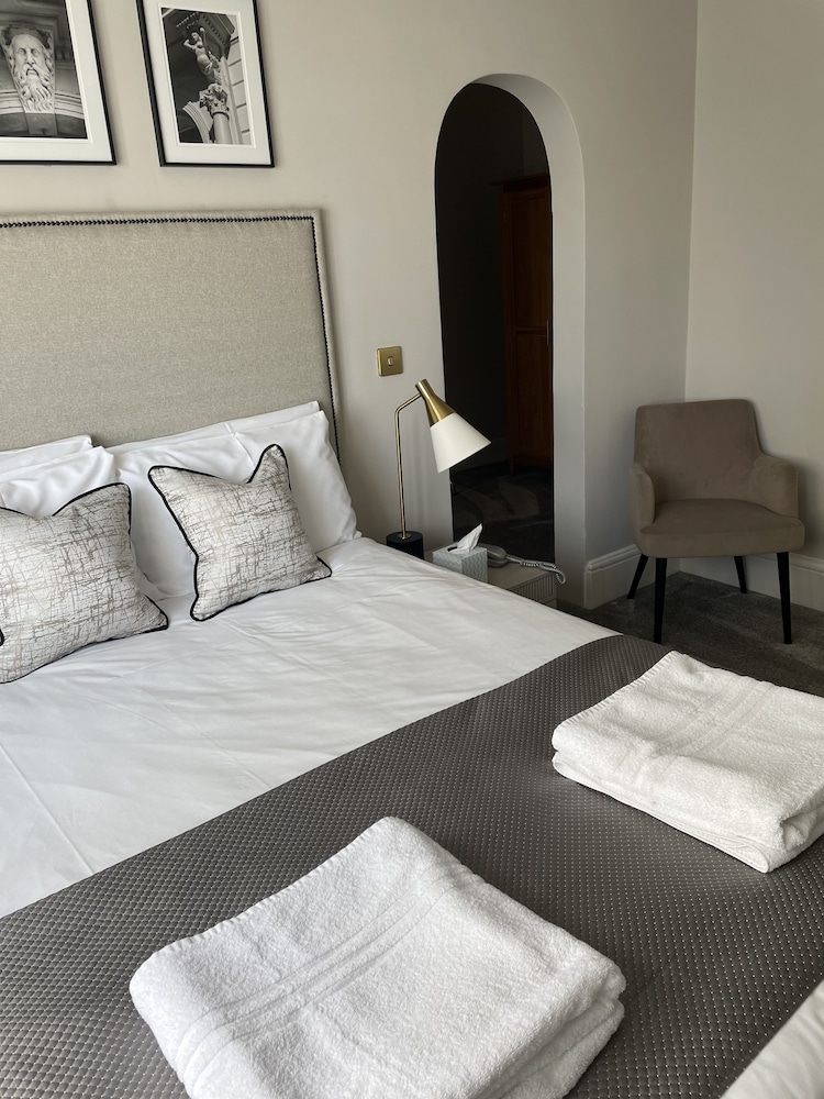 Worthing Vacations - The Burlington Hotel - Property Image 84