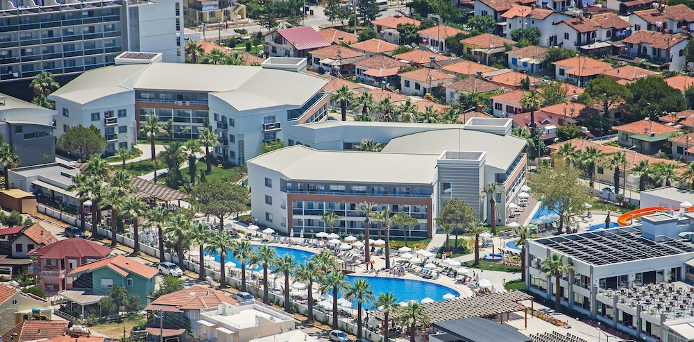 Palm Wings Beach Resort & Spa Kusadasi- All Inclusive