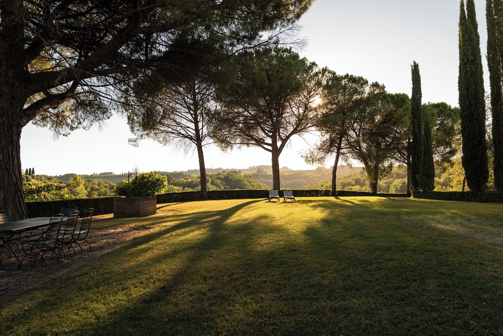 Green Hill Apt In Tuscan Countryside