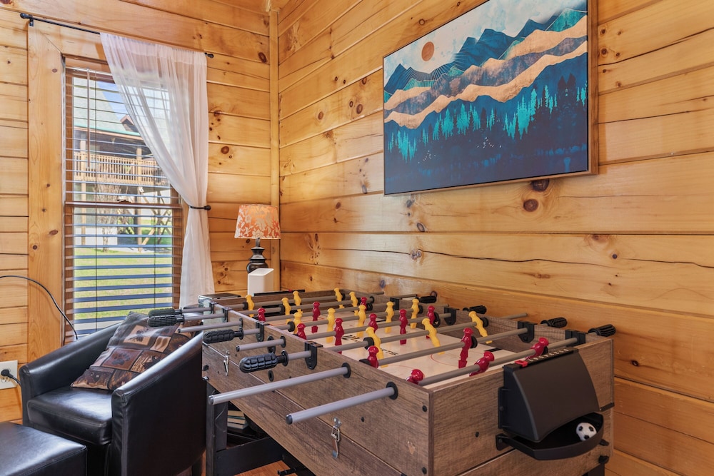 Serene Creek Cabin