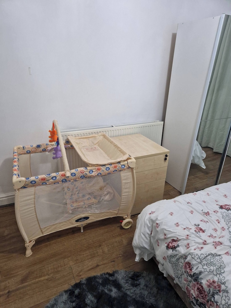 Bright and Modern Flat in Manchester's Heart
