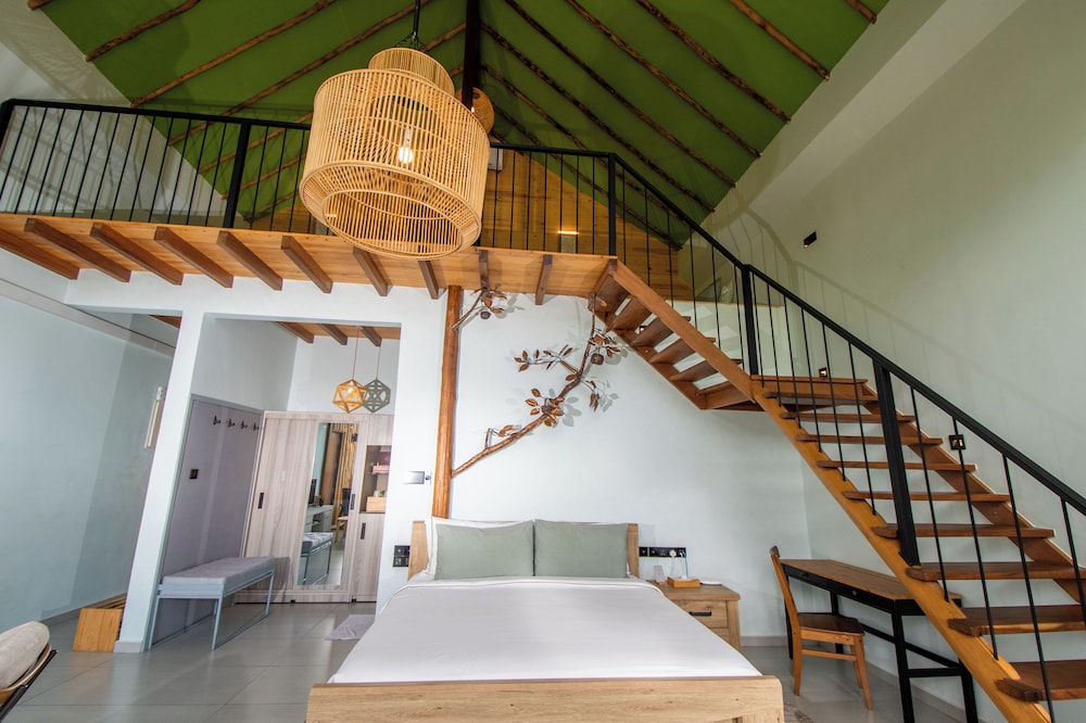 O2 Villas Ella