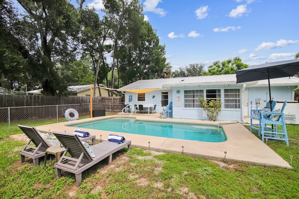 Crystal Blue Haven 3 Bedroom Cottage