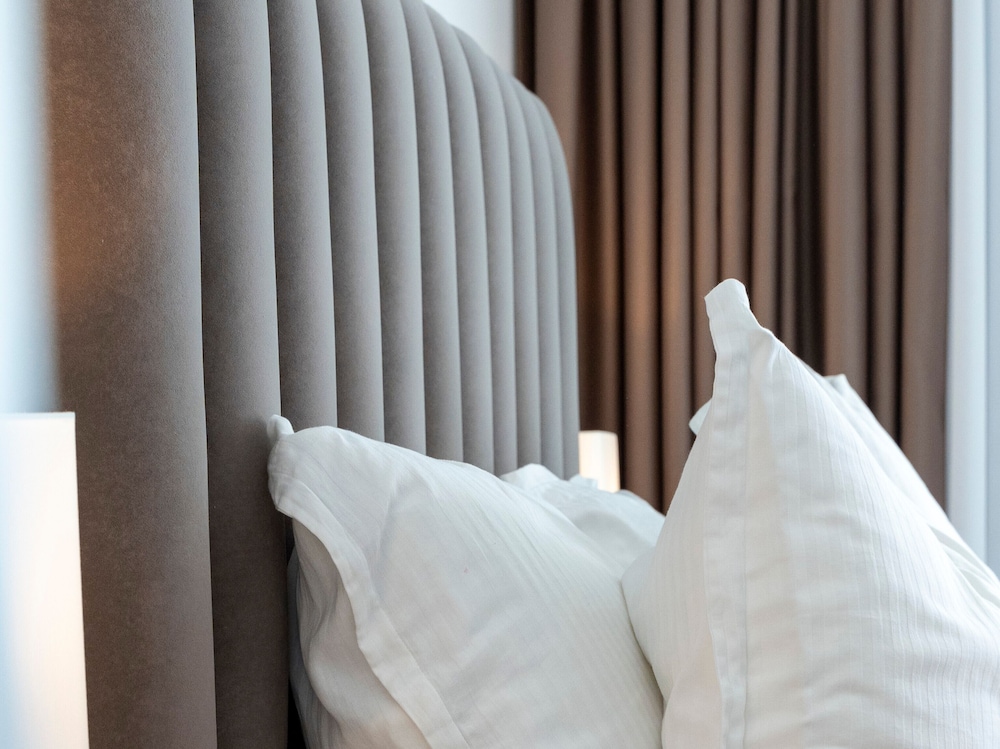 Bright and Lovely Furnished Studio Apartment