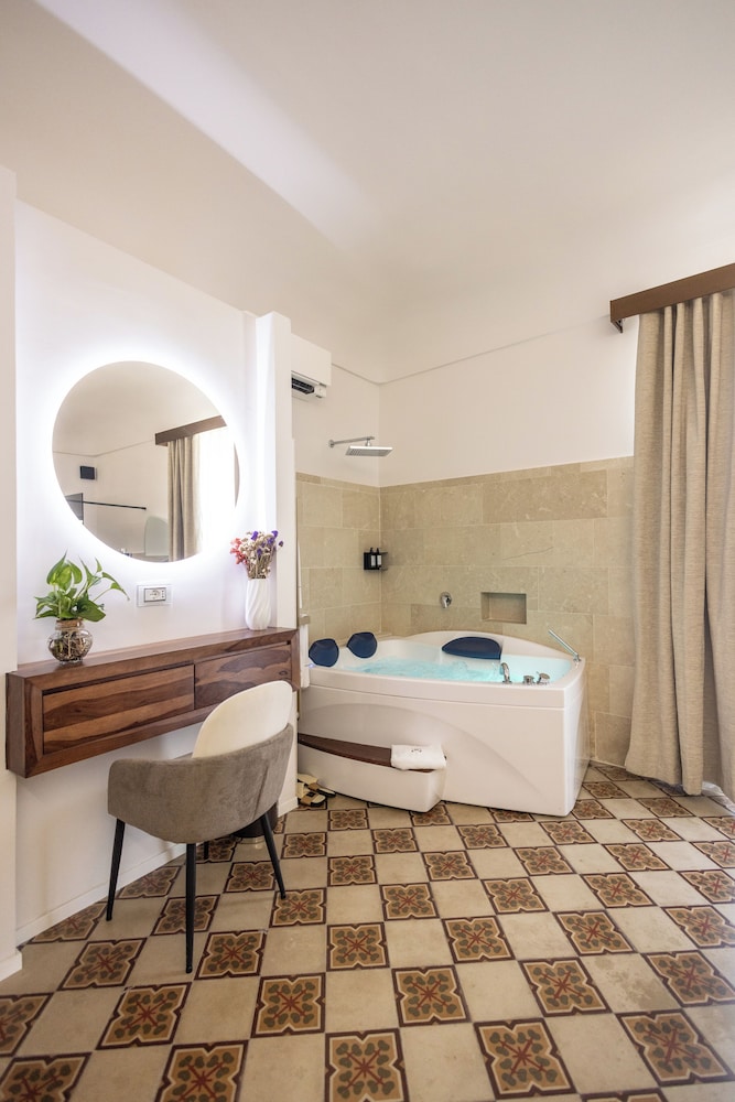 Noto Boutique Hotel