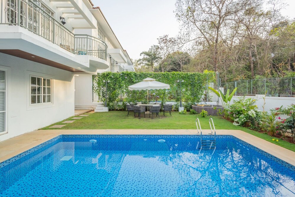 Casa Shikha - 5BR Villa w Private Pool North Goa