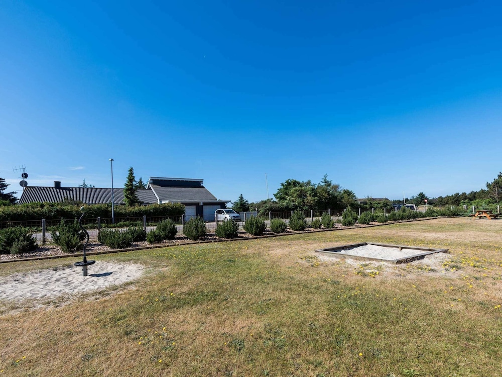 5 Person Holiday Home in Blavand view 4
