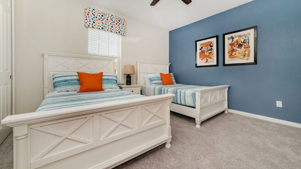 Solara Resort 4 Bedroom Home with Private Pool 4 Home