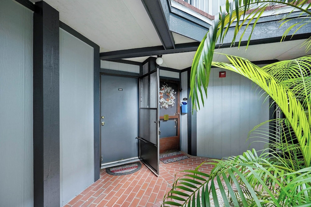 3648 Orlando Vacational Apartment 2nd floor, Lake view