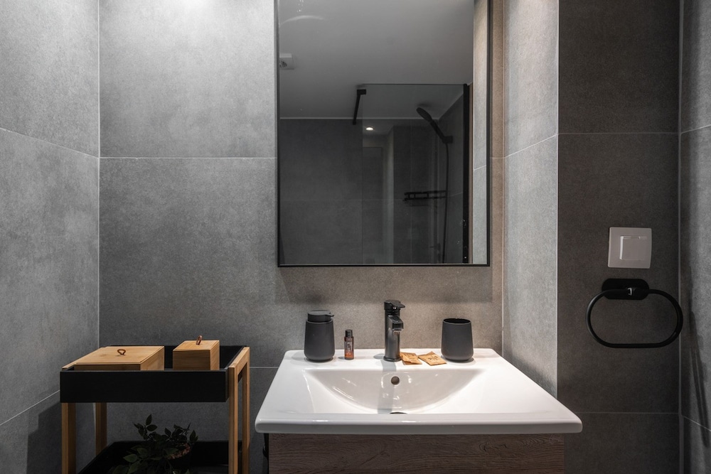 LIV - Seaside Getaway in Glyfada