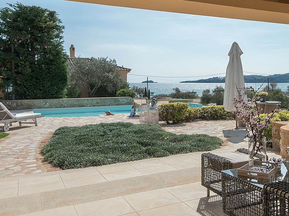 Luxurious Villa in Peloponnese With Pool