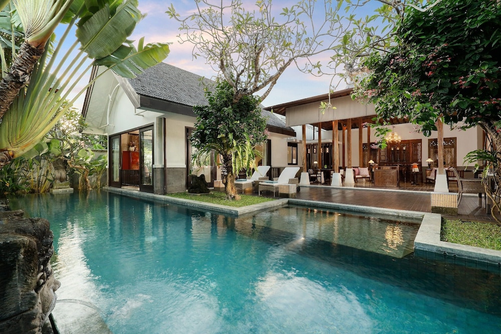 Puri Tibo Tanjung Sanur
