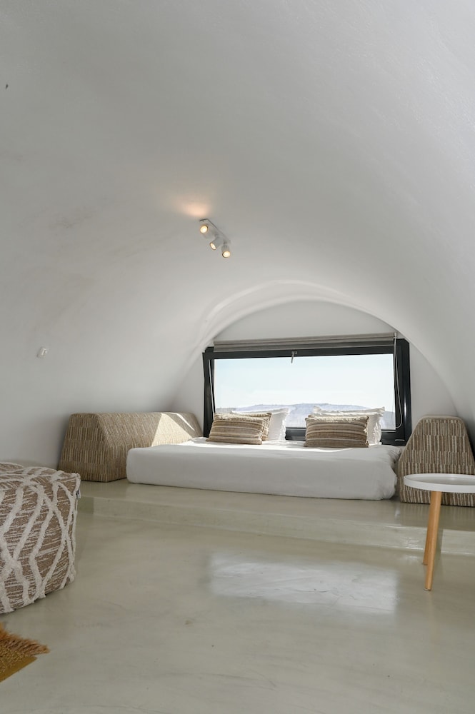 Amphora Luxury Villas Akrotiri