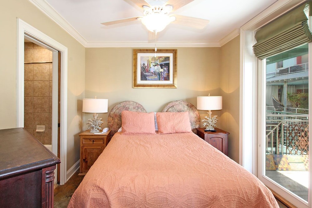 Cottage Rental Agency - Seaside, Florida