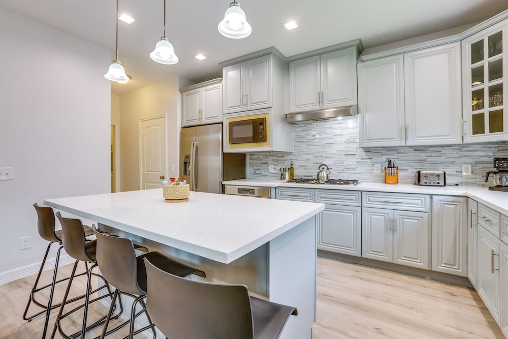 Pet-friendly Duplex Unit in Southwest Houston