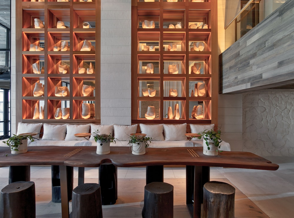 The Retreat Collection at 1 Hotel & Homes South Beach - Image 3
