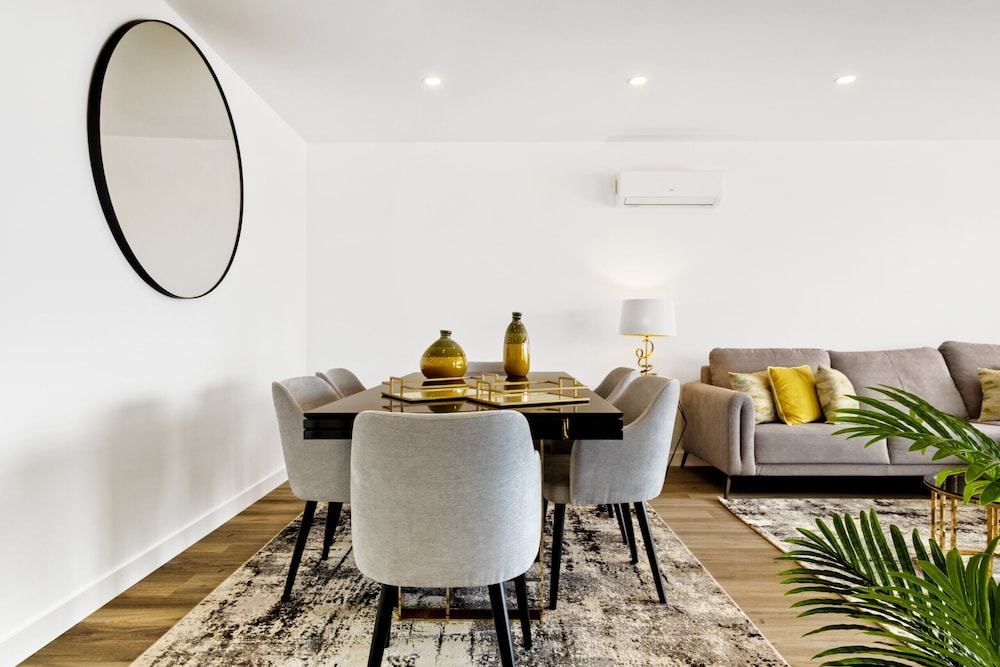 Villa Vellure by Homie