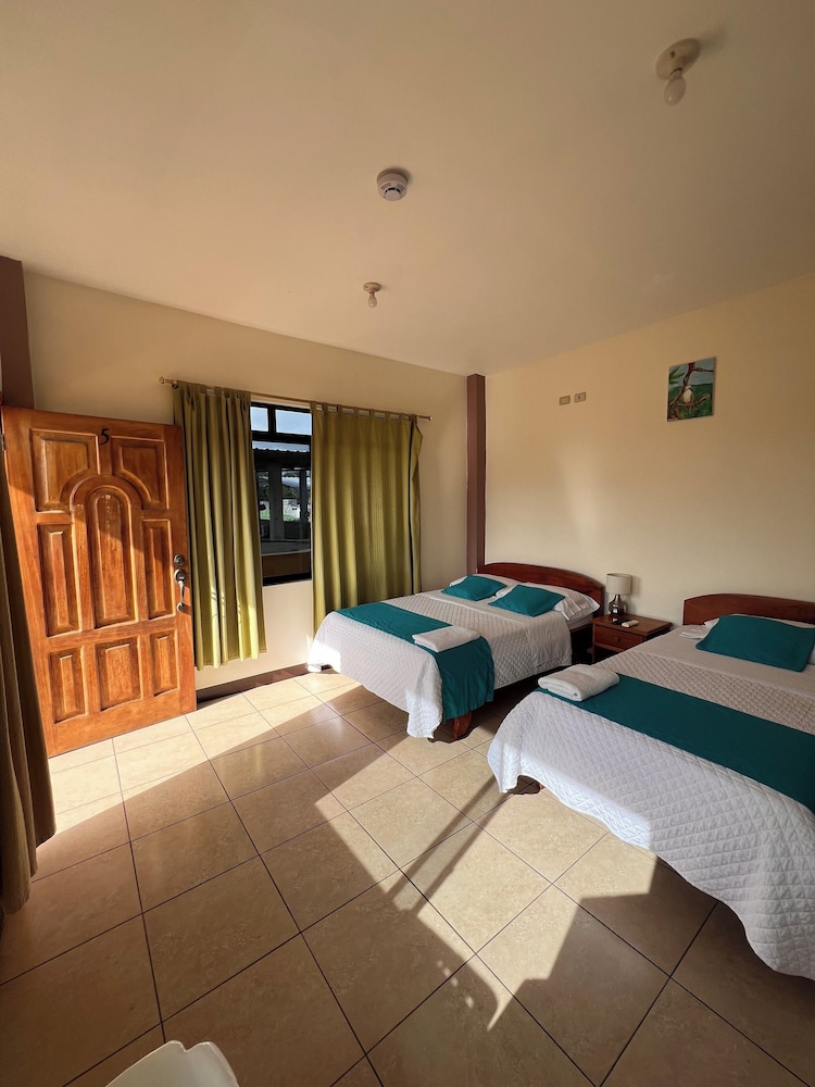 Hostal Casa Cascada
