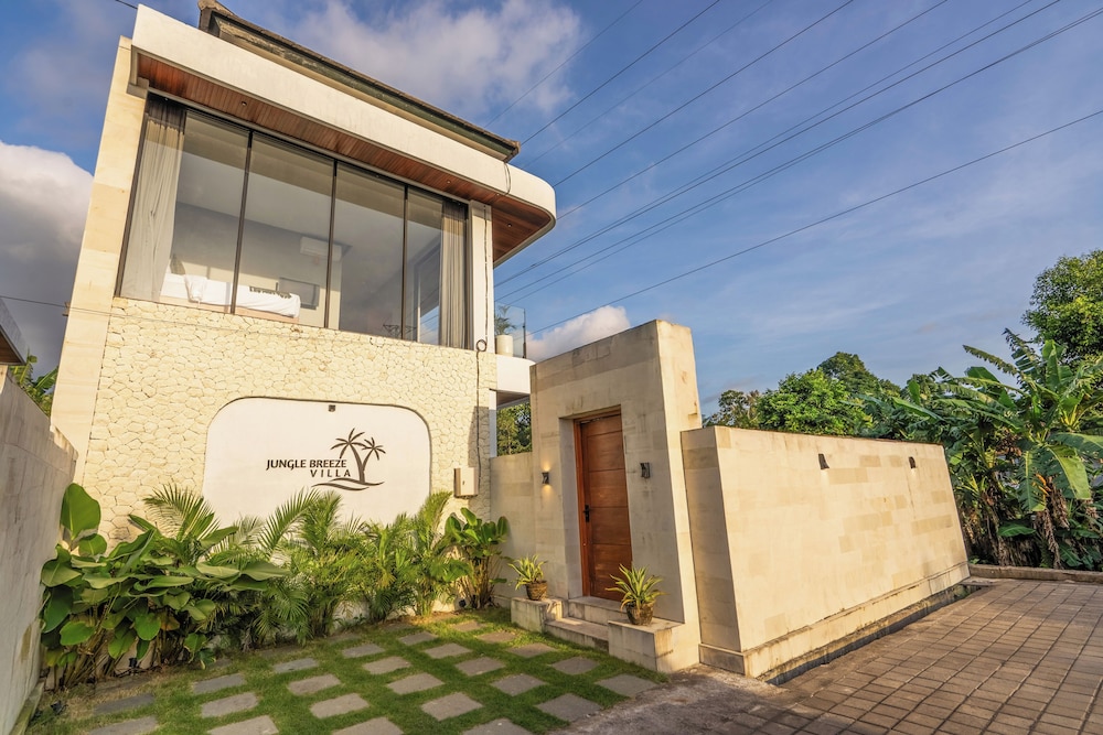 Jungle Breeze Villa by Betterplace