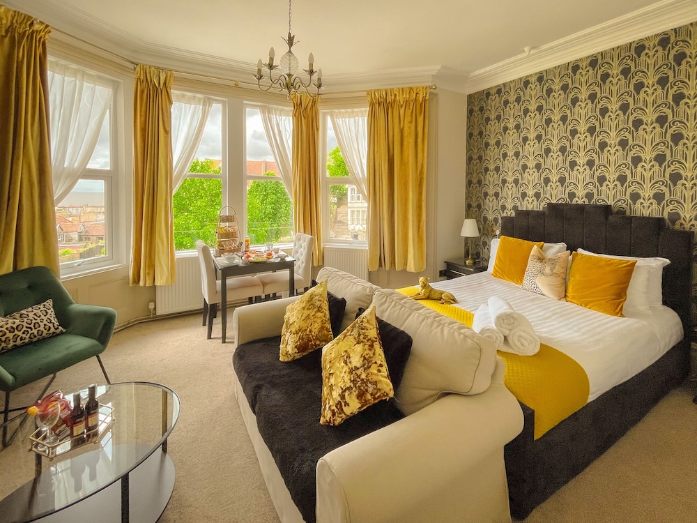 Weston-super-Mare Vacations - Timbertop Suites - Property Image 1