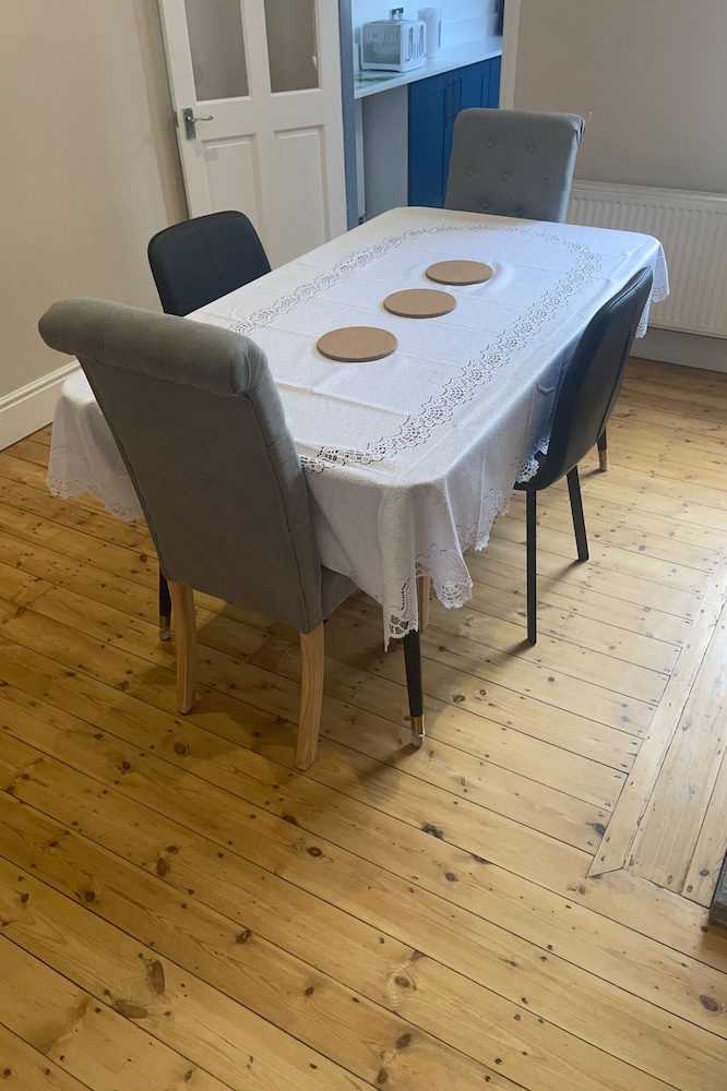 Leicester Retreat - Charming 2 Bedroom House