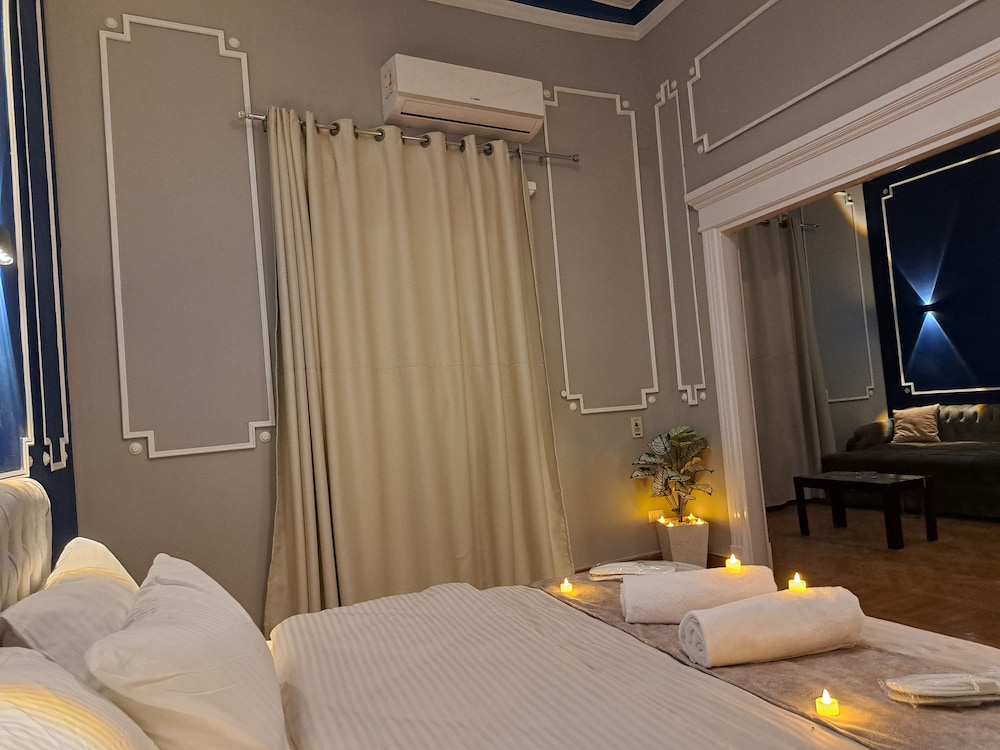 Downtown Family Suites