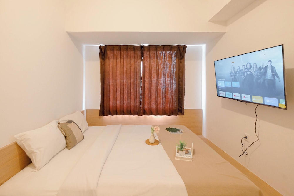 2Br Near Shopping Hub At Tokyo Riverside Pik 2 Apartment