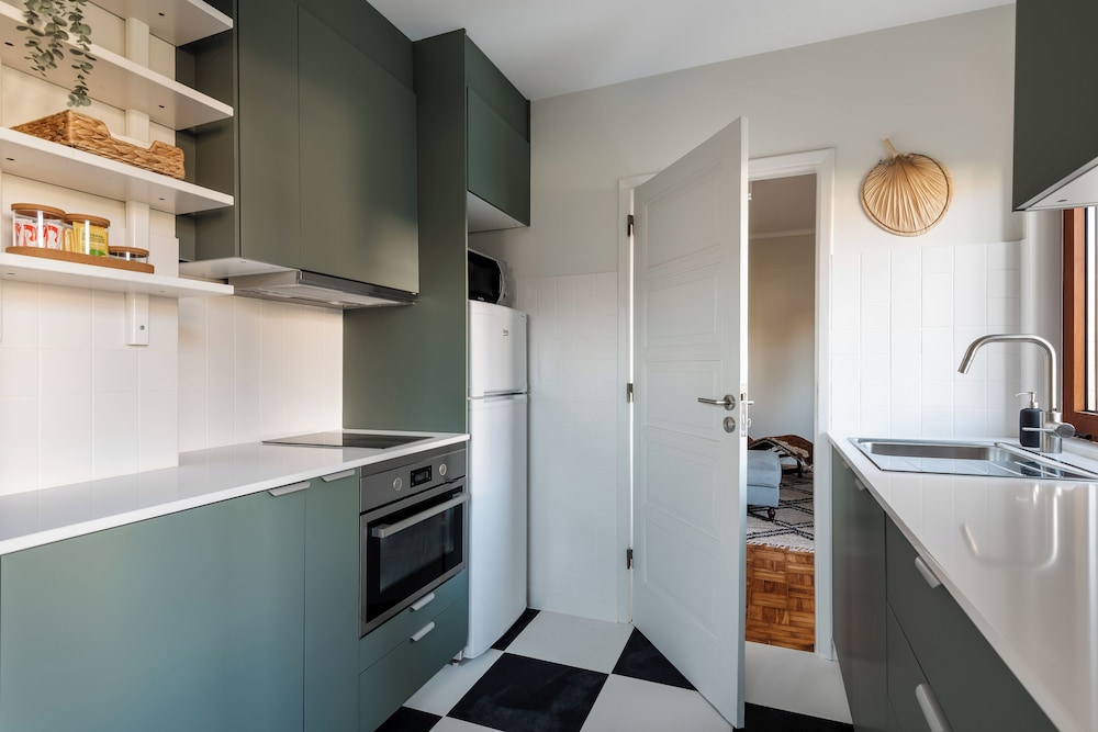 Breinr · Trendy and Spacious 3BR Family Home