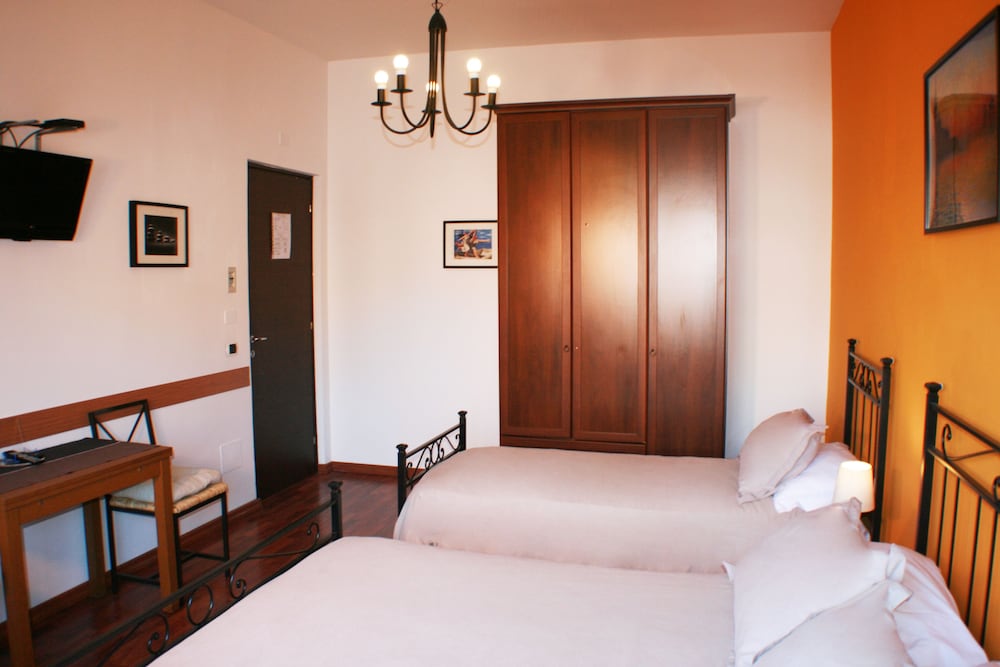 LT Rooms