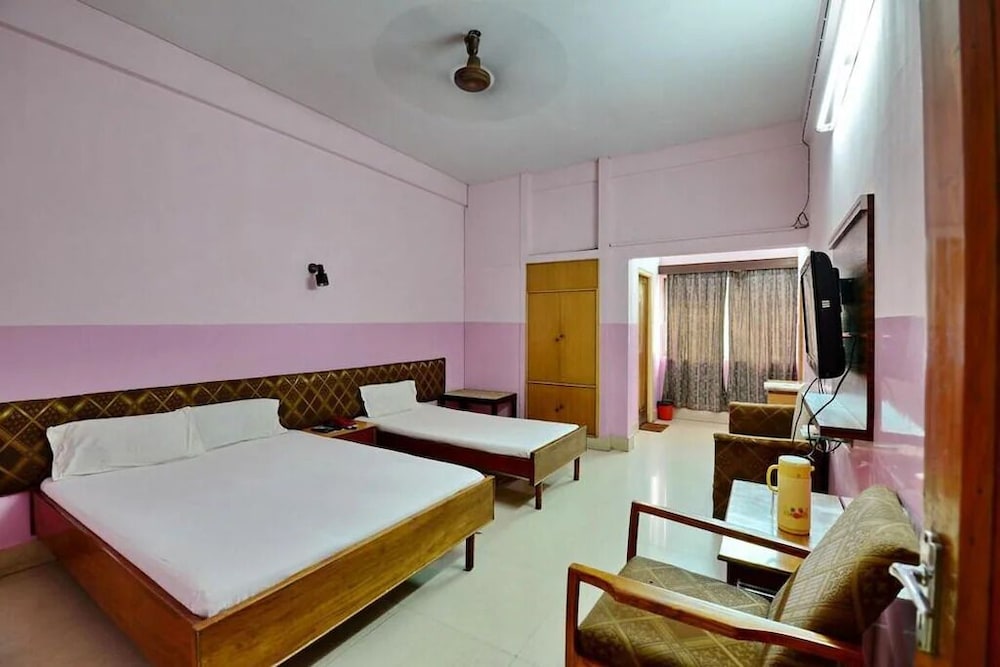 Hotel Yatrik Galaxy