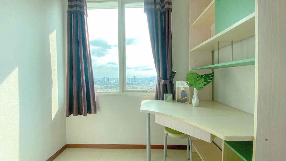 Spacious And Good 3Br At Thamrin Residence Apartment