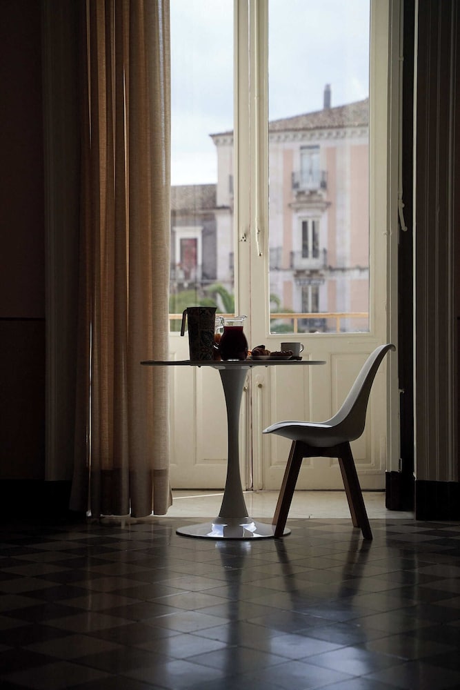 Toscano Palace Luxury Rooms Catania