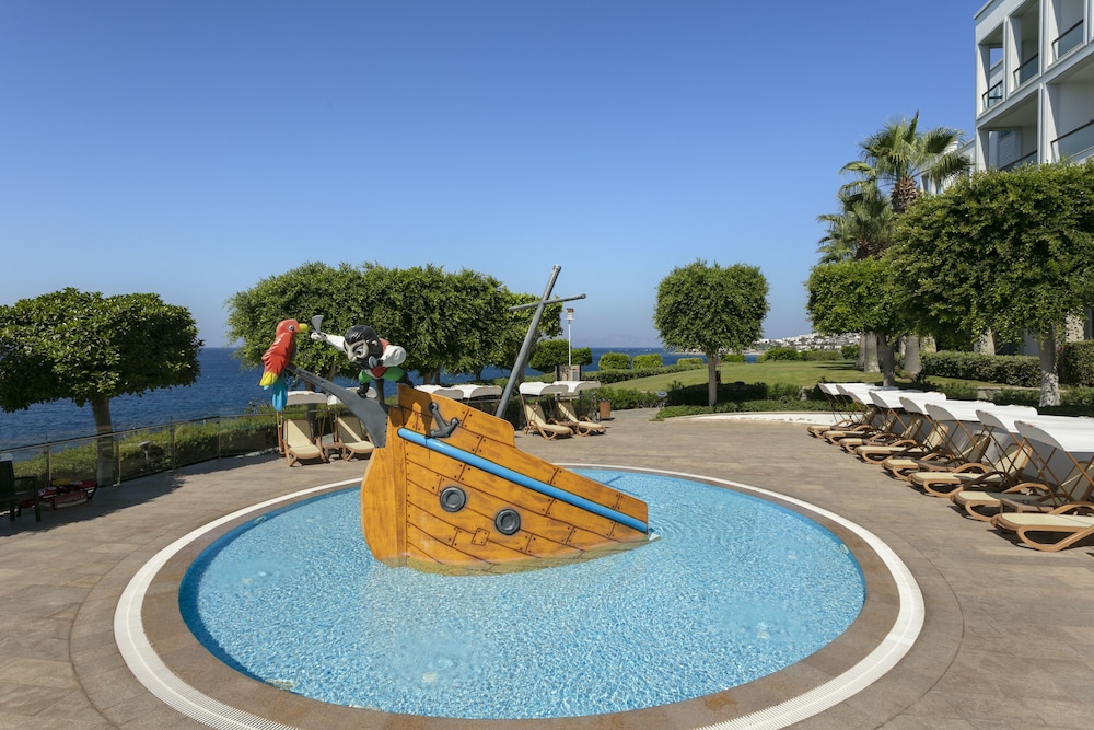 Xanadu Island Hotel - All Inclusive