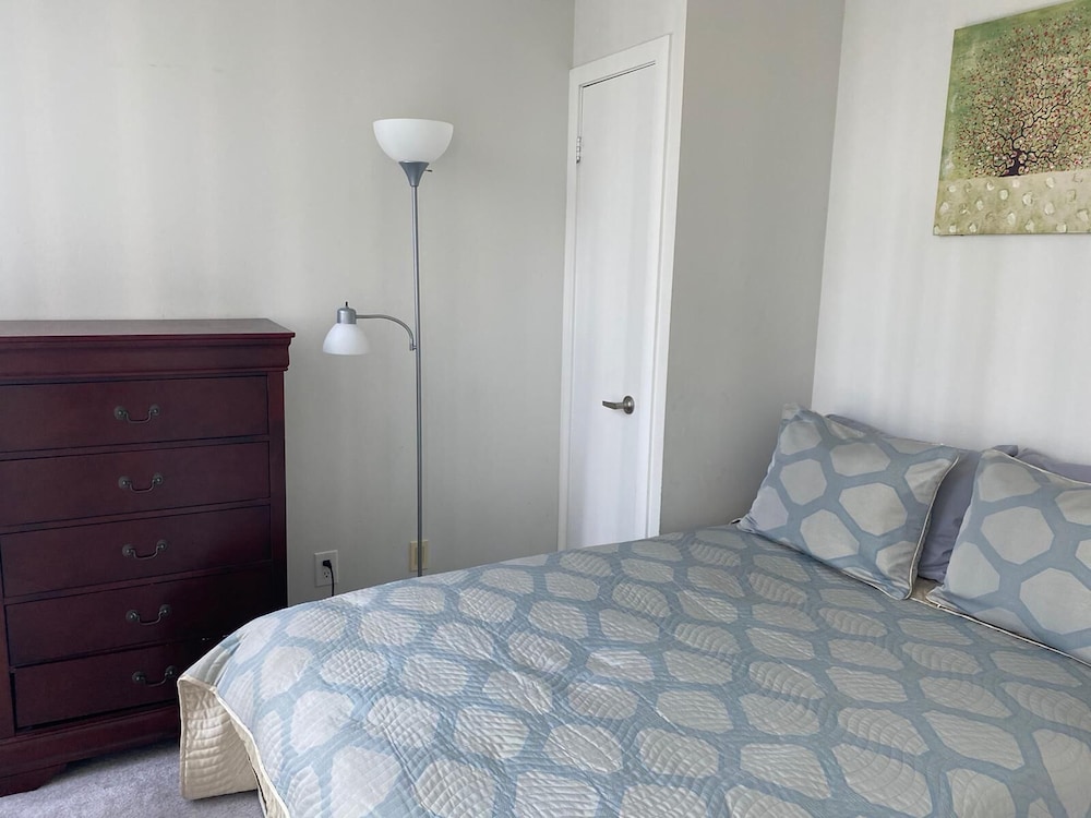 Rooms in the Heart of DT view 5