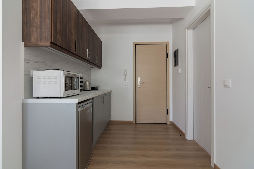 Leochares Lifestyle Apartments