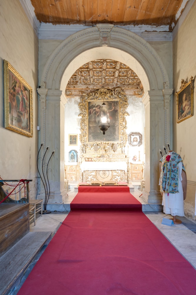 Castello Di Caccuri Suites