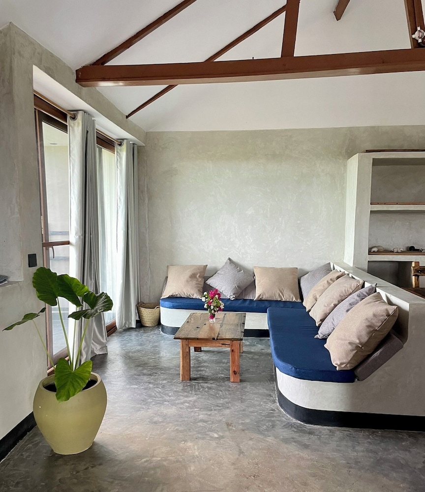 Baobab Bungalows