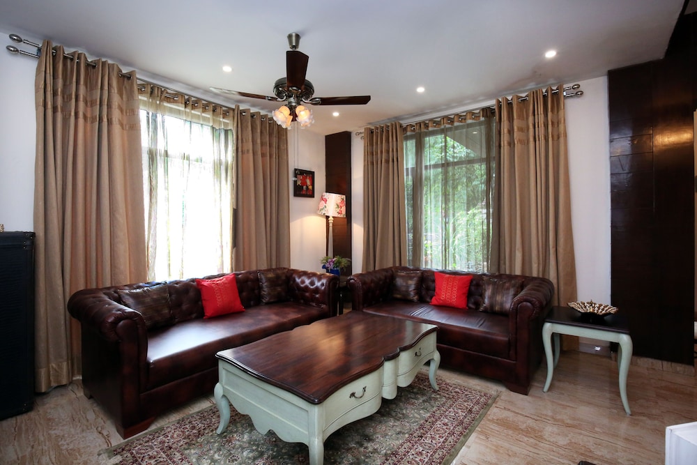 OYO 9308 Home Valley View 2 BHK Villa Near Kasauli