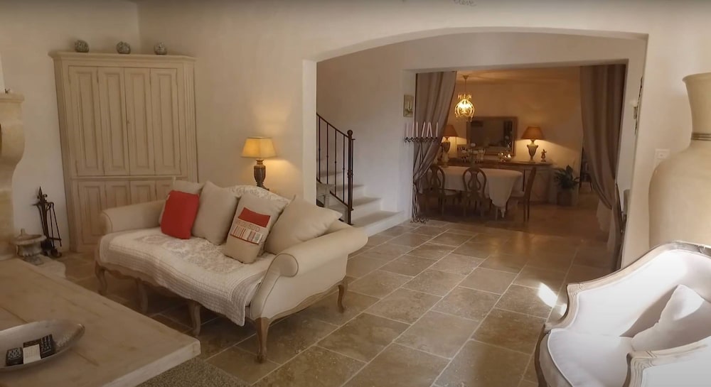 Bastide de Charme Private Pool in Heart of Luberon