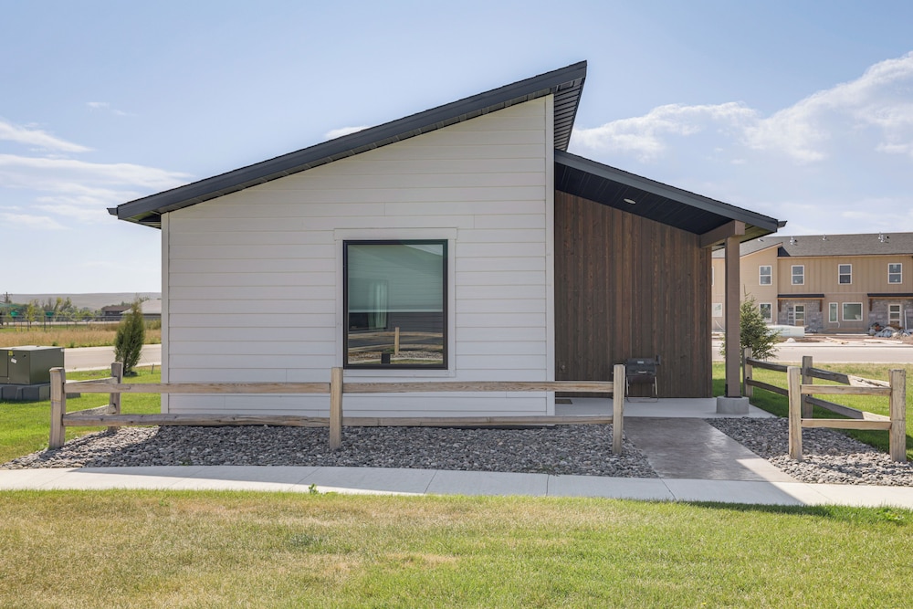 Mtn-views, Pet-friendly! Family Home in Ranchester