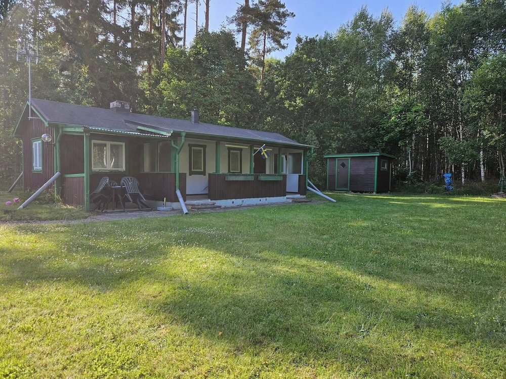 Cottage & 1200m² Garden