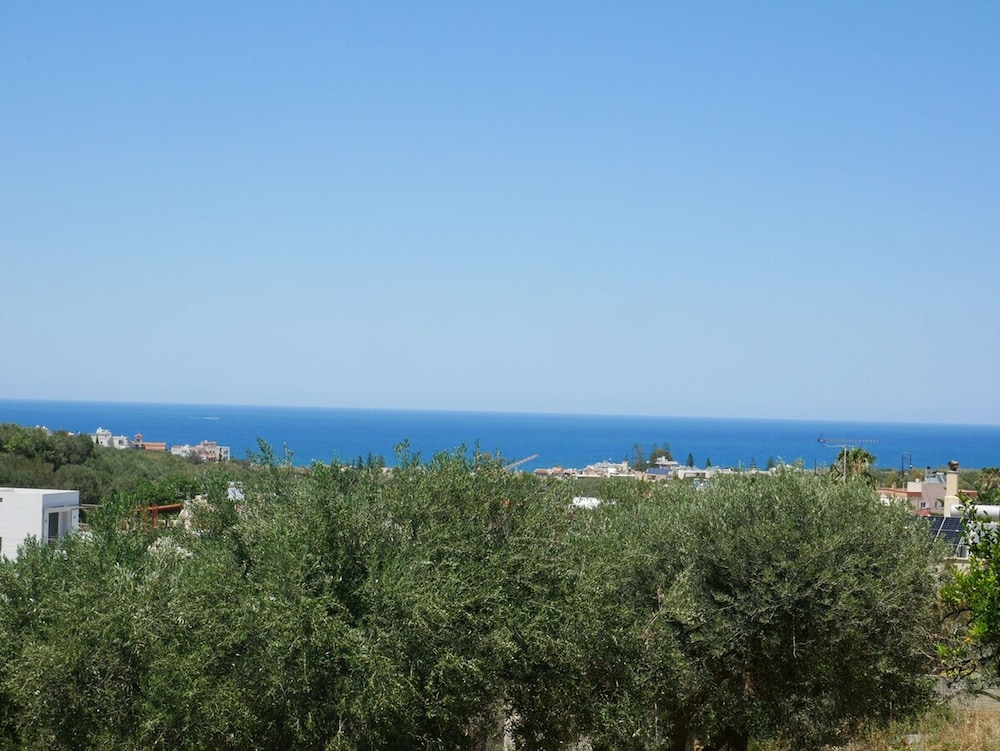 Christina s Villa With sea View